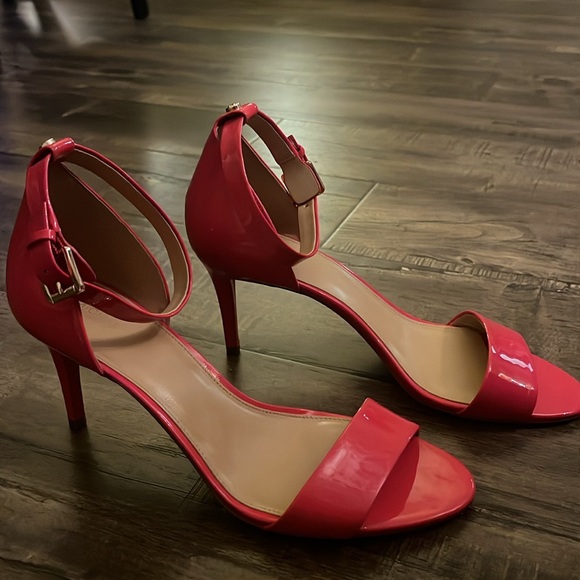 Micheal Kors sienna 2 piece - Picture 2 of 3